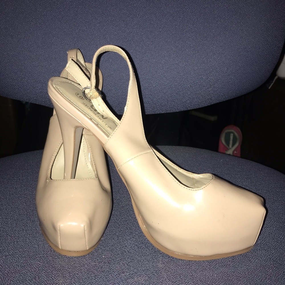 Heels - Picture 2 of 2